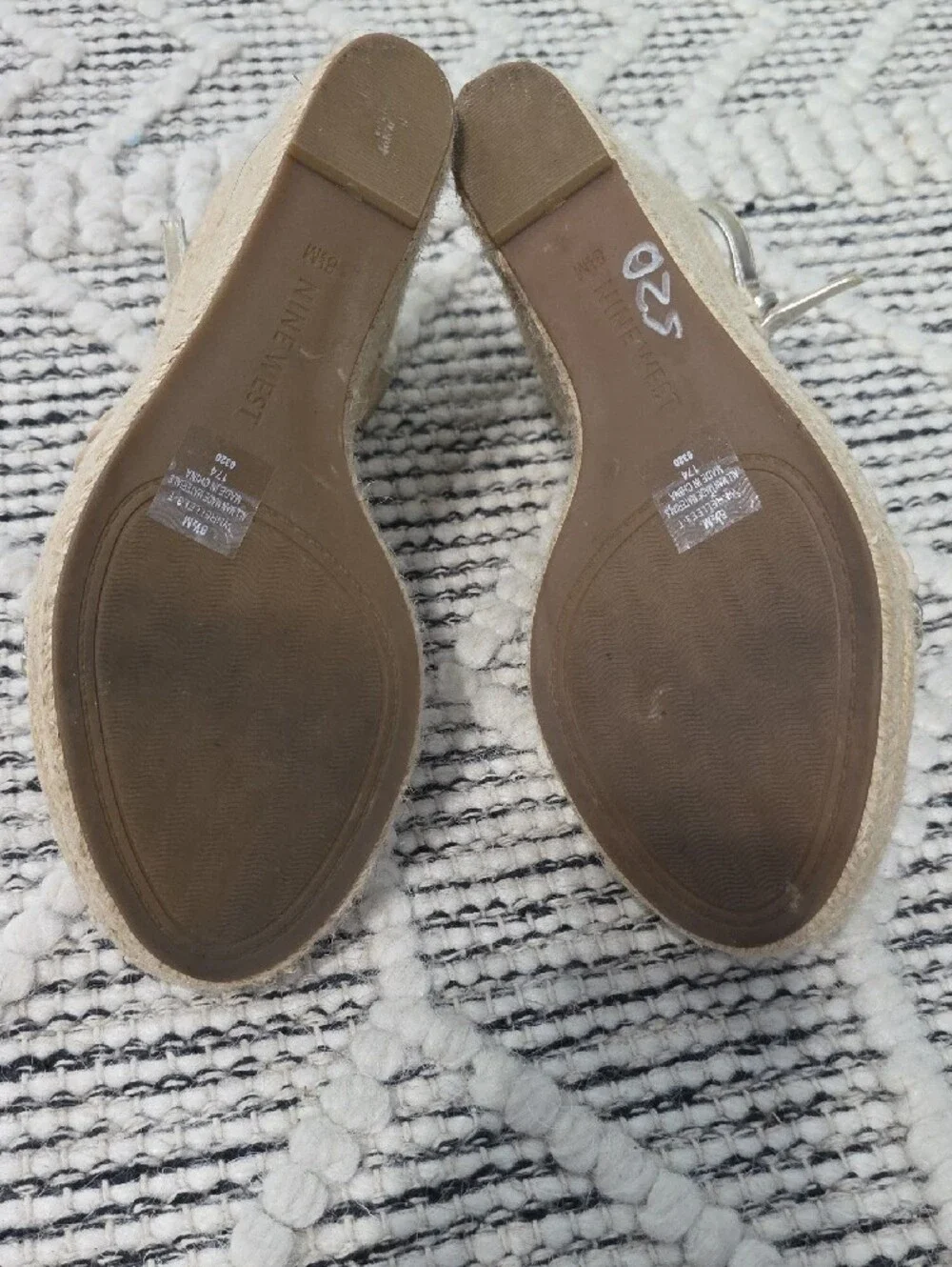 Nine West fit beige detail